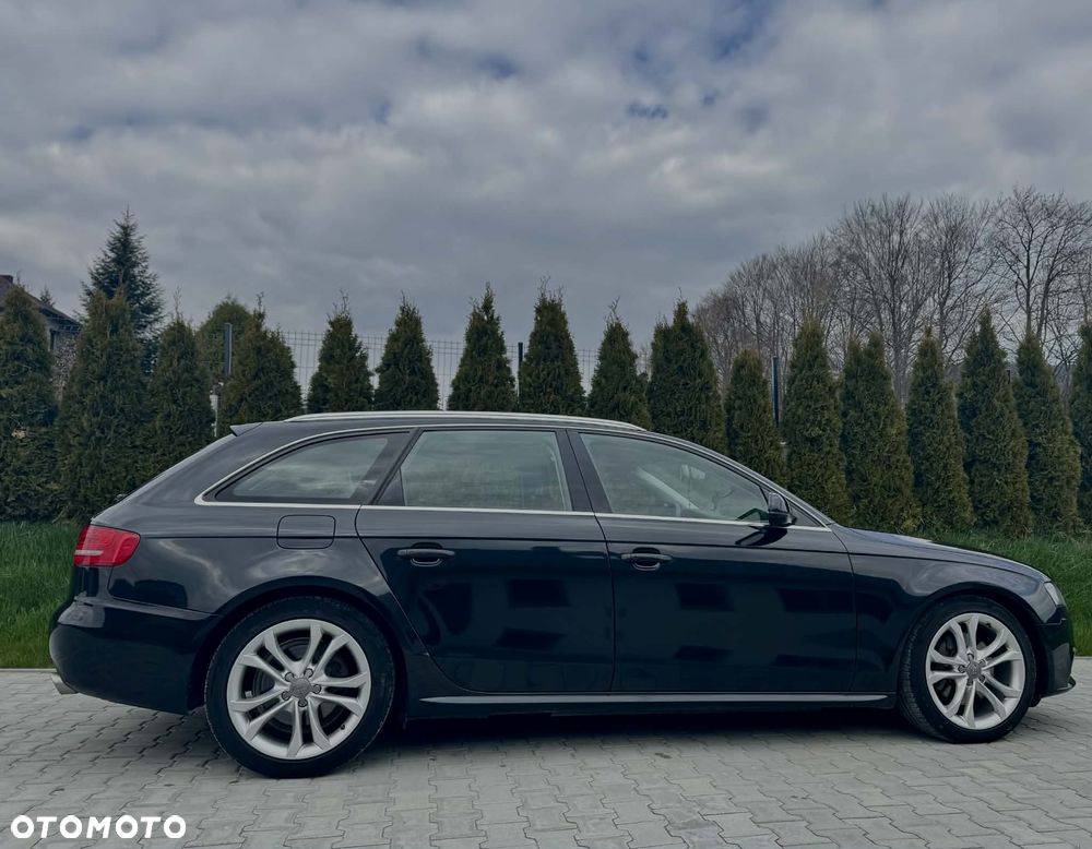 Audi A4 Avant - 4