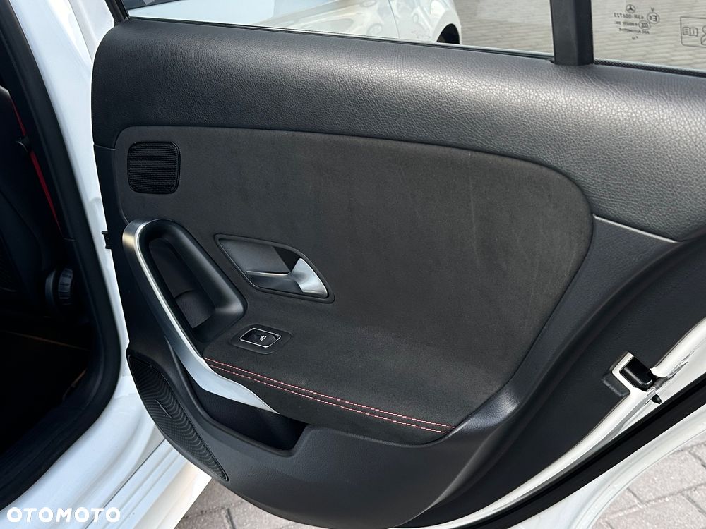 Mercedes-Benz Klasa A 180 d 7G-DCT - 14