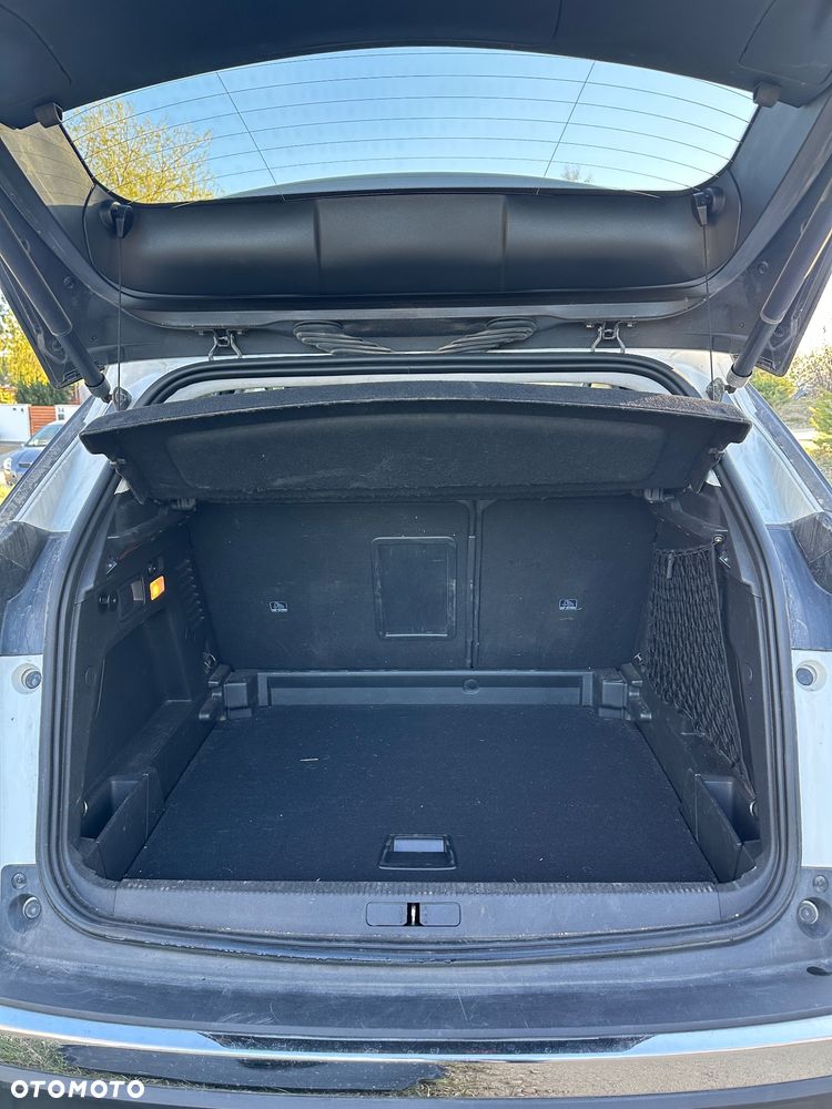 Peugeot 3008 1.2 PureTech Active S&S EAT6 - 10