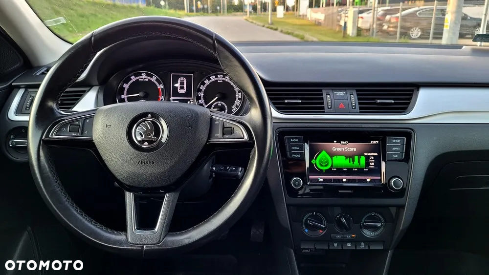 Skoda RAPID 1.0 TSI Style - 12