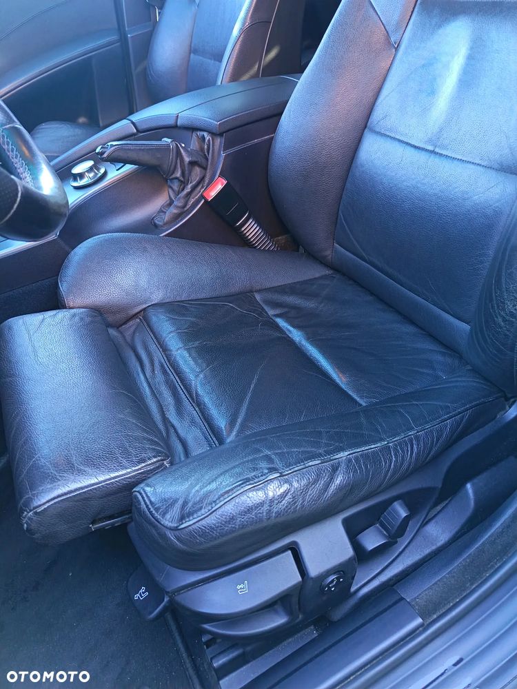 BMW Seria 5 525d - 11