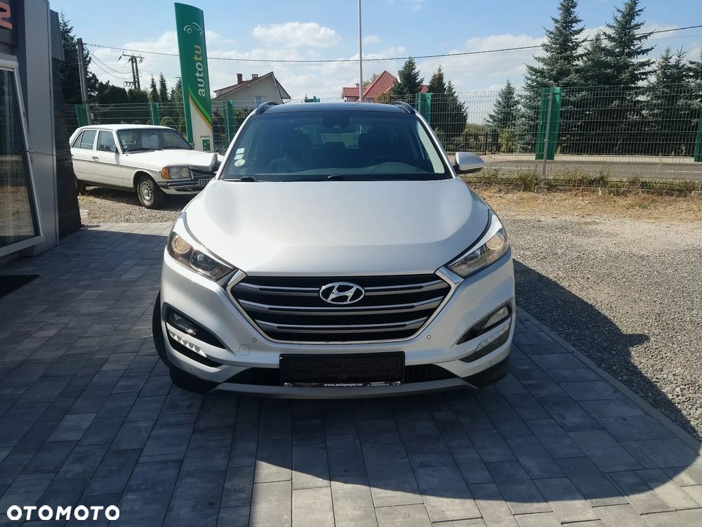 Hyundai Tucson 1.7 CRDI BlueDrive Style 2WD - 8