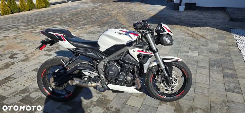 Triumph Street Triple - 2