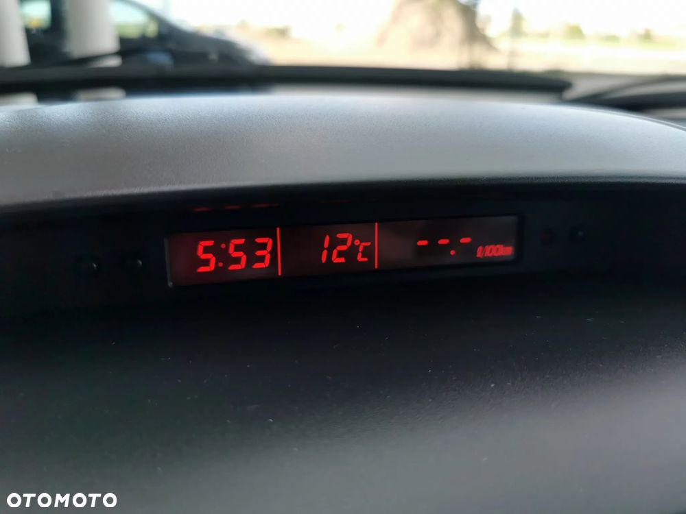 Suzuki SX4 1.9 DDiS DPF Streetline 4x2 Club - 21