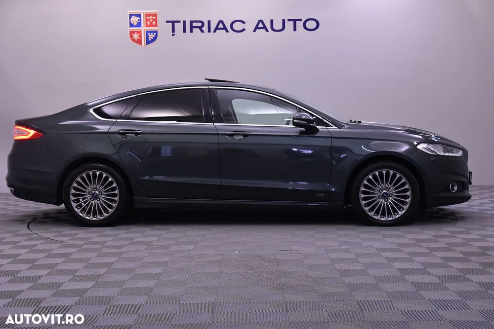 Ford Mondeo - 32