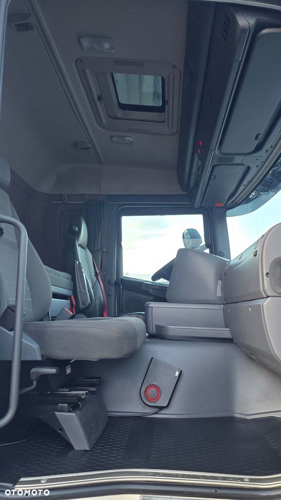 Scania G490 6x2 18 palet chłodnia diesel kurierka odwierty piękny stan świeży import! - 25