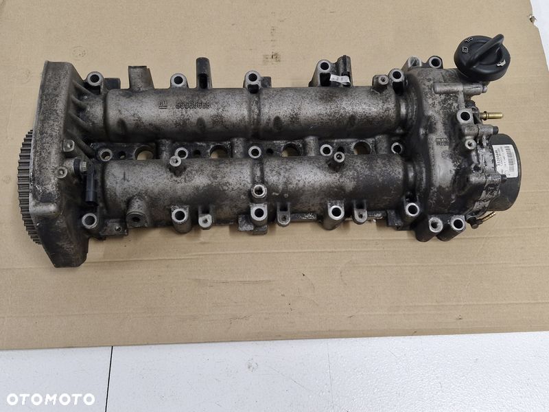 OPEL INSIGNIA A 2.0 CDTI POKRYWA ZAWORÓW WAŁKI 55565668 55565853 - 1