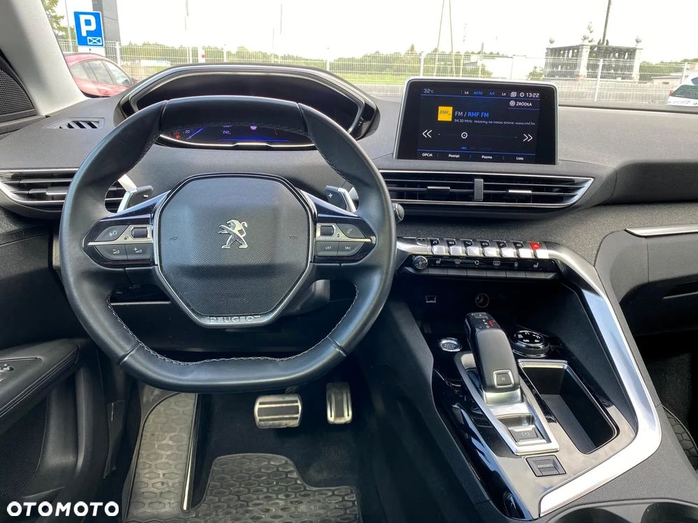 Peugeot 3008 1.2 PureTech Allure Pack S&S EAT8 - 11