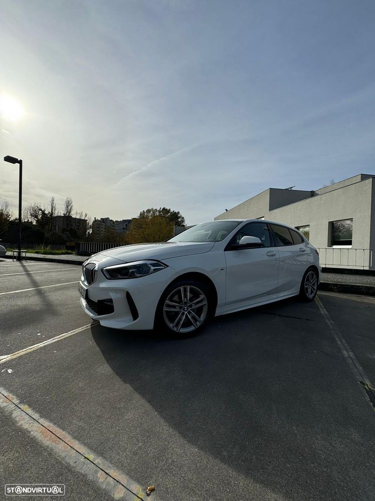 BMW 116 d Pack Desportivo M - 4