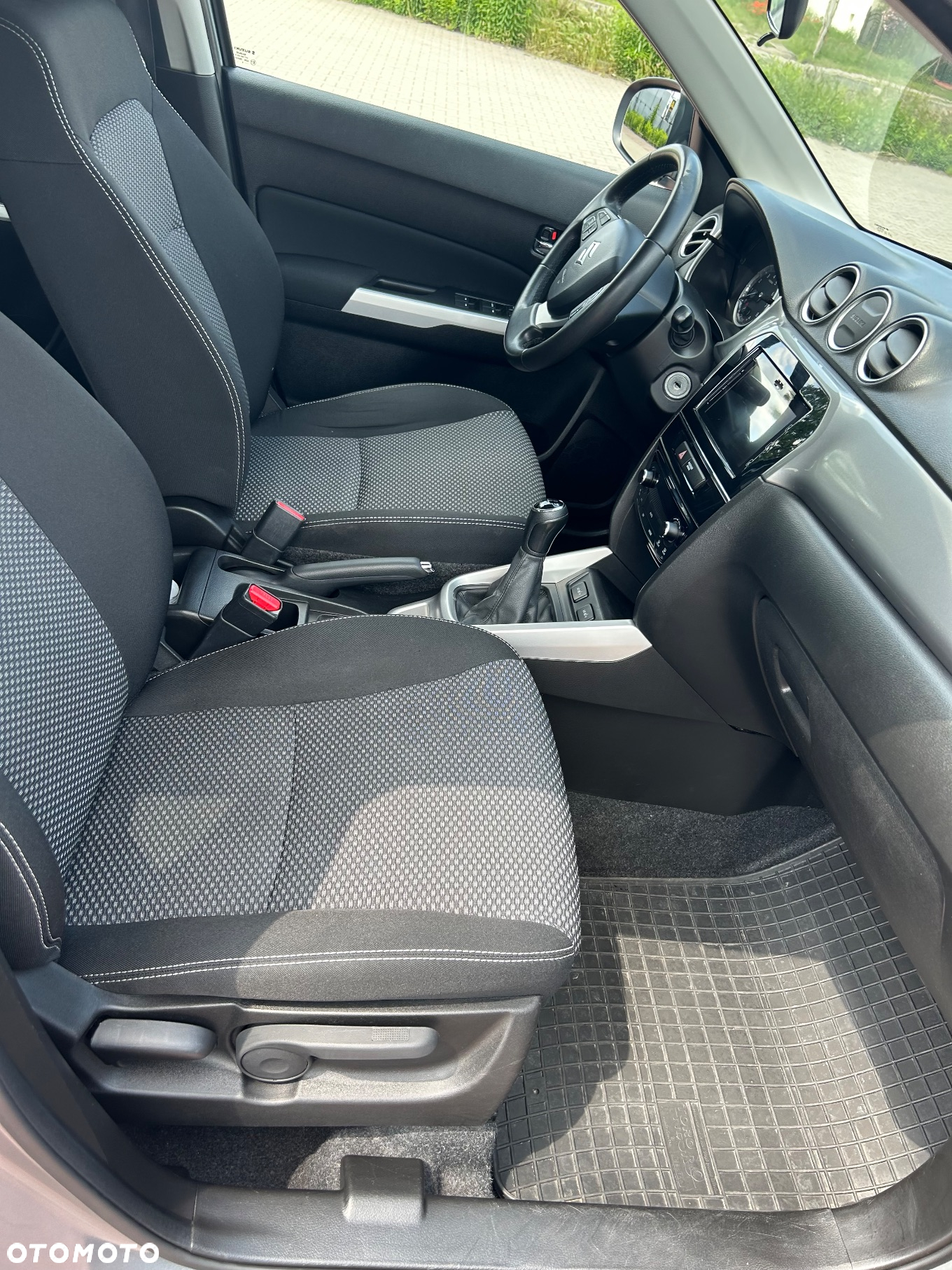 Suzuki Vitara 1.6 Comfort 2WD - 9
