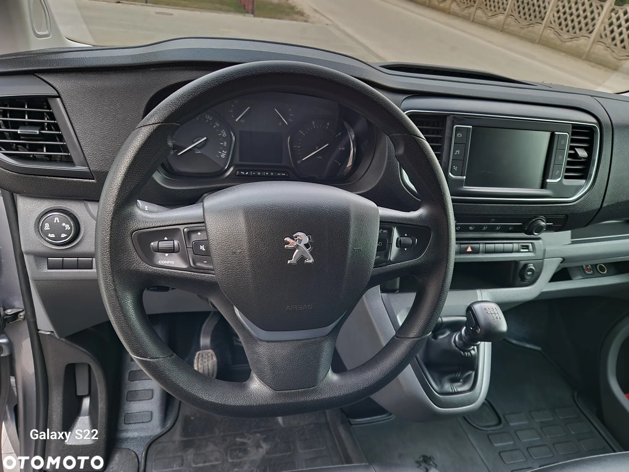 Peugeot EXPERT - 19