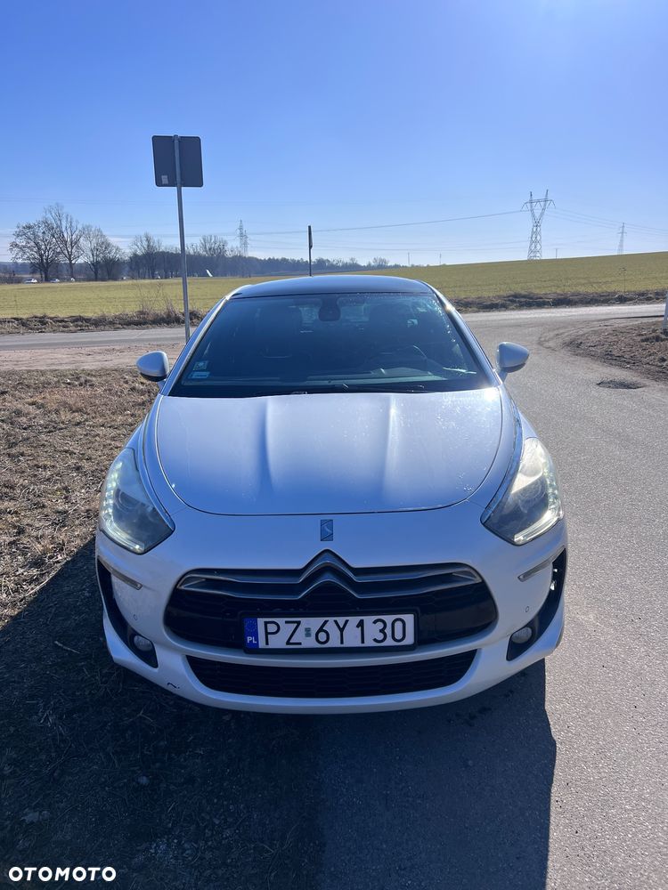 Citroën DS5 Hybrid4 EGS6 SportChic - 4