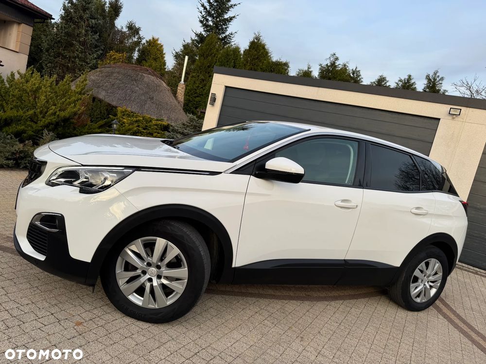 Peugeot 3008 1.5 BlueHDi Allure S&S - 4