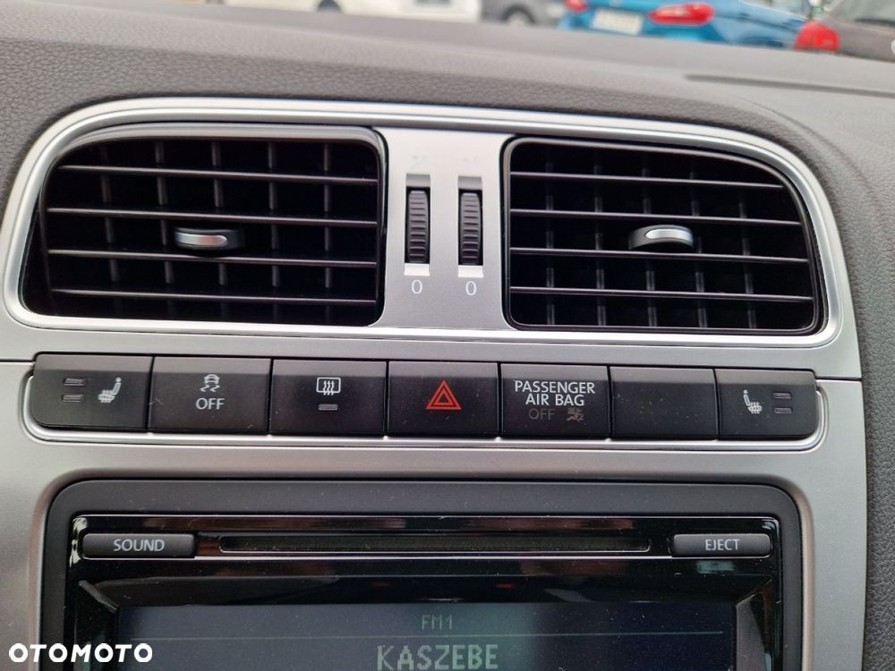 Volkswagen Polo - 12