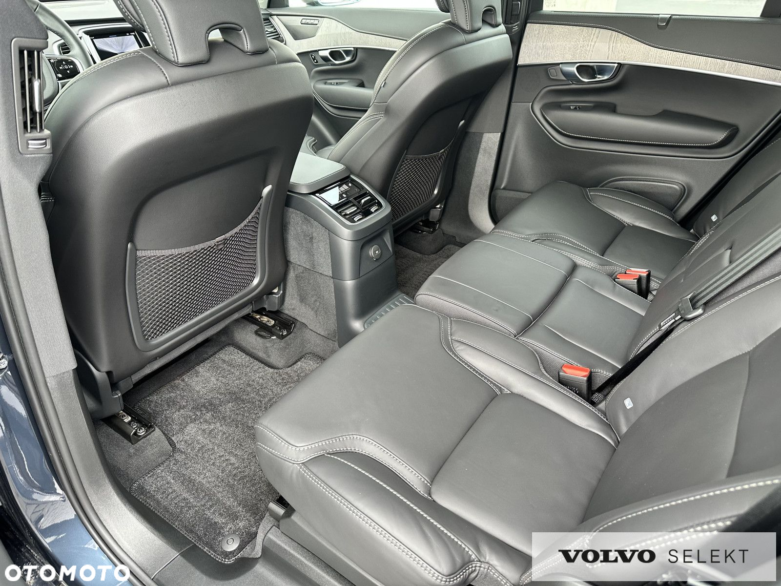 Volvo XC 90 - 11