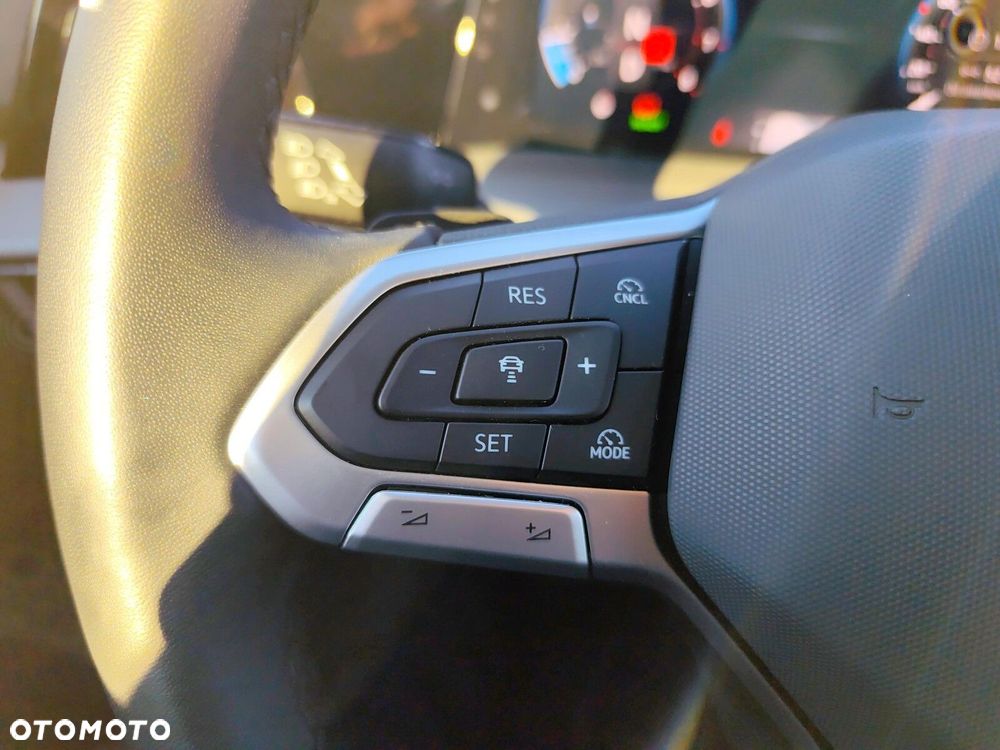 Volkswagen Golf Variant - 19