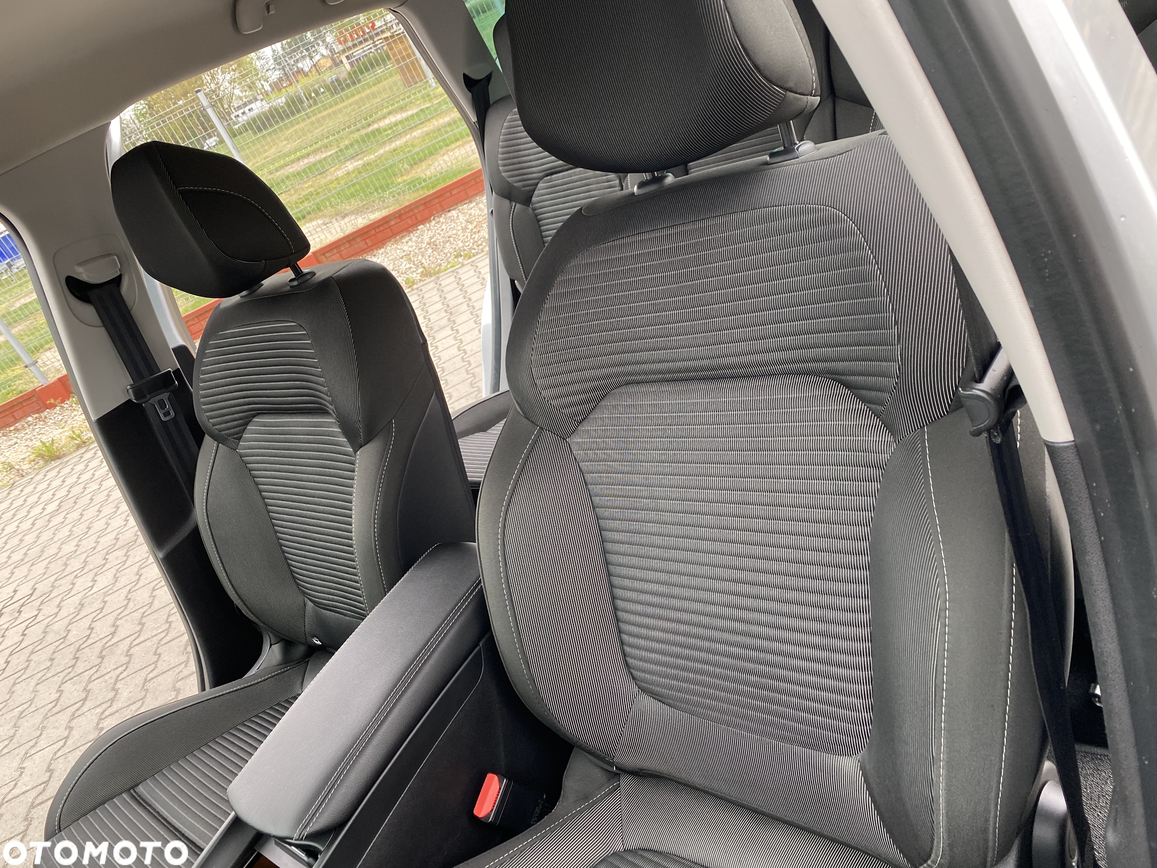 Renault Scenic 1.3 TCe Energy Intens EDC - 9