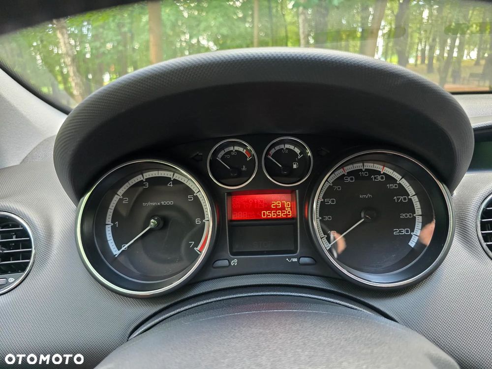 Peugeot 308 1.6 Premium - 11
