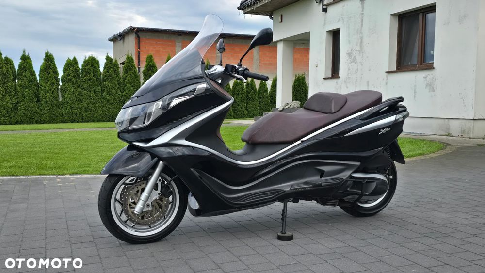 Piaggio X10 - 2