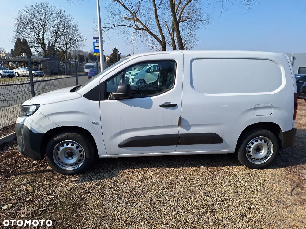 Opel Combo L1 - 3