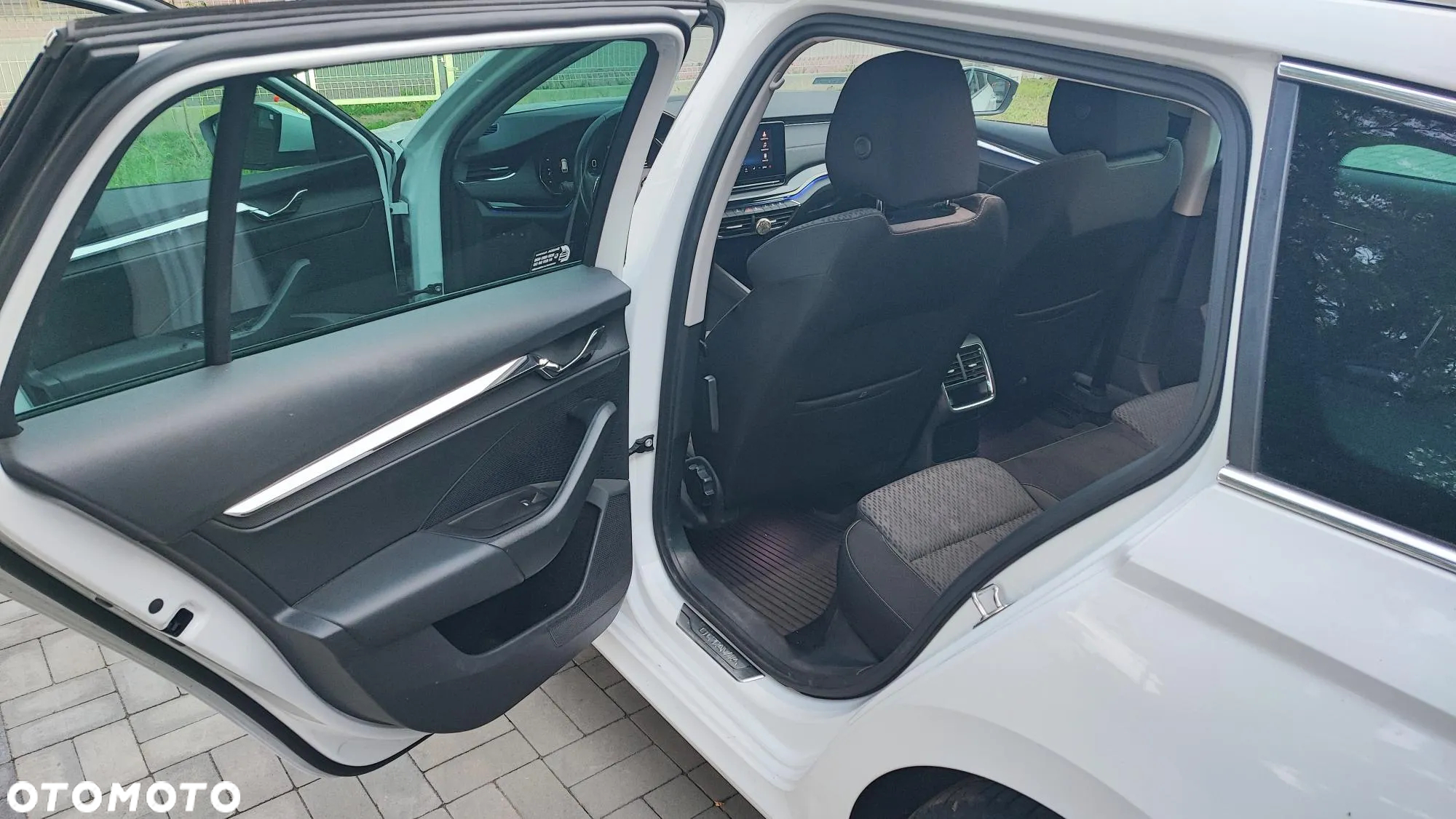 Skoda Octavia 1.5 TSI GPF ACT Style DSG - 9