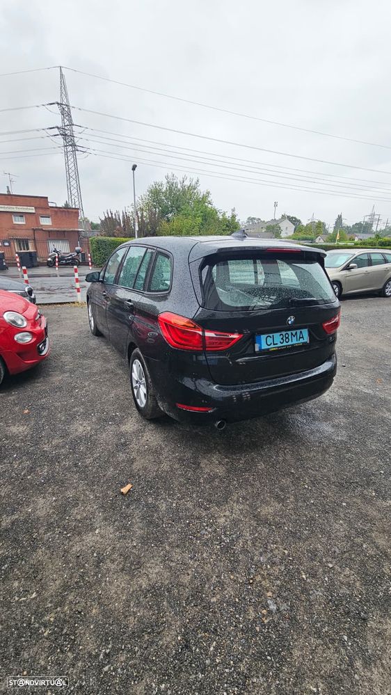 BMW 218 - 3