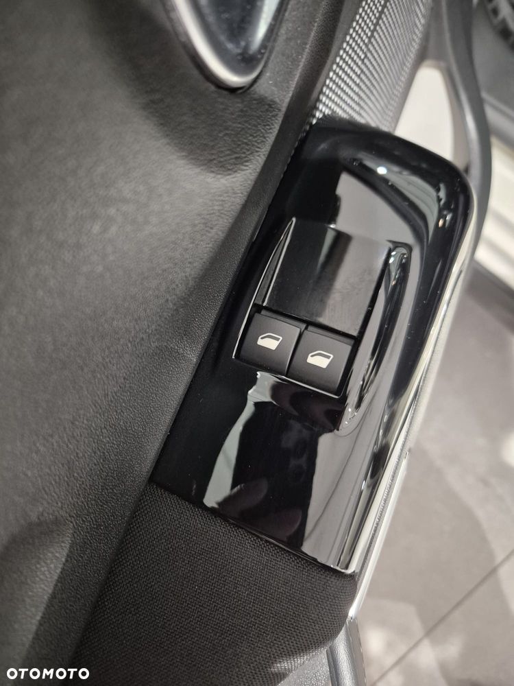 Citroën C3 1.2 PureTech Max EAT6 - 13