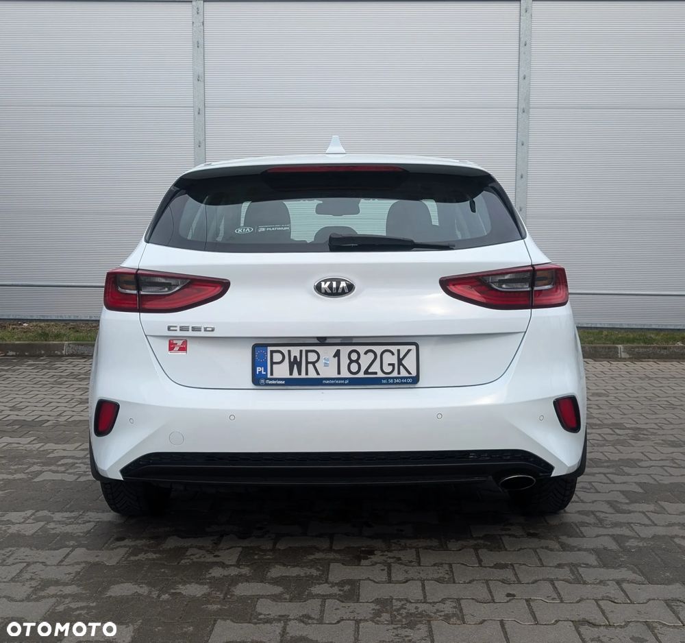Kia Ceed 1.6 CRDi SCR M - 5