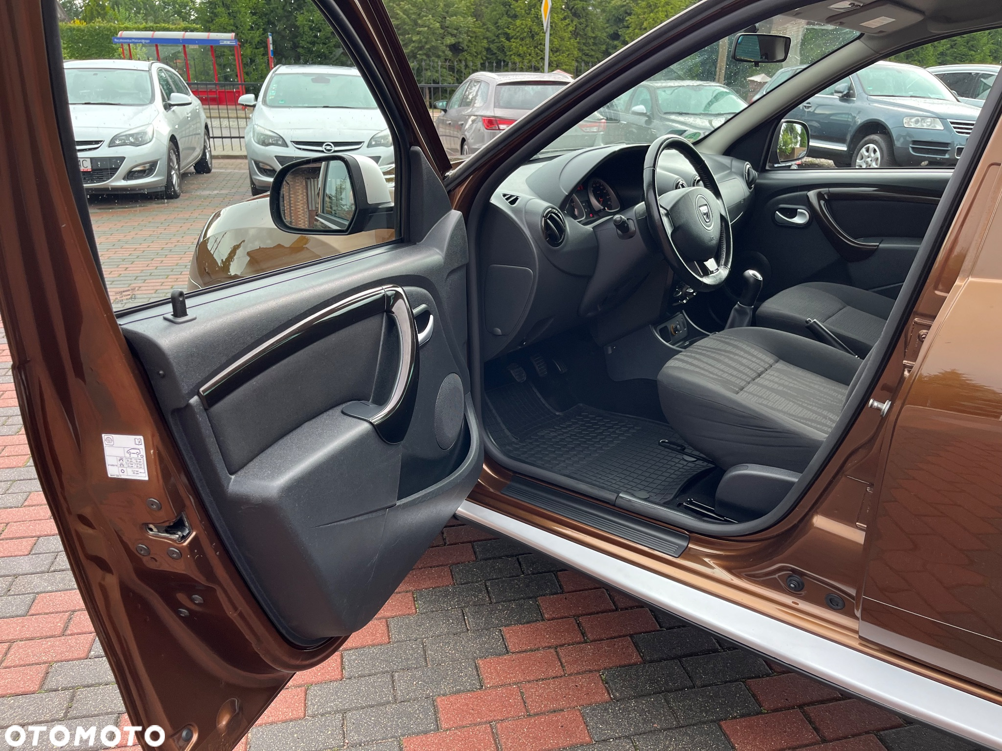 Dacia Duster 1.6 Laureate - 7