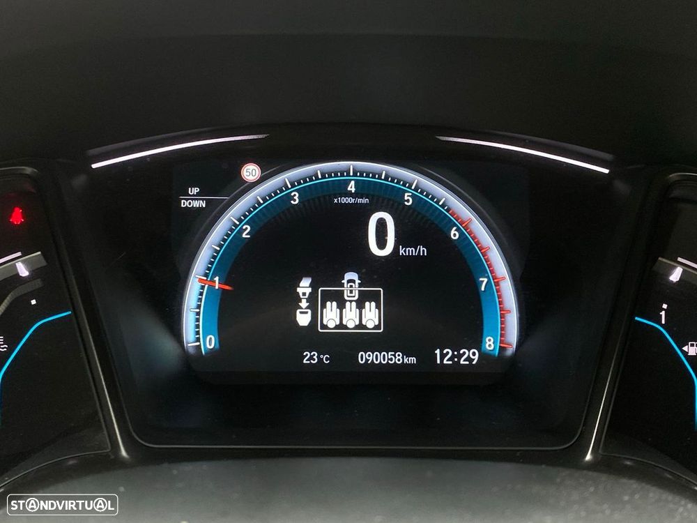 Honda Civic 1.0 i-VTEC Elegance - 12