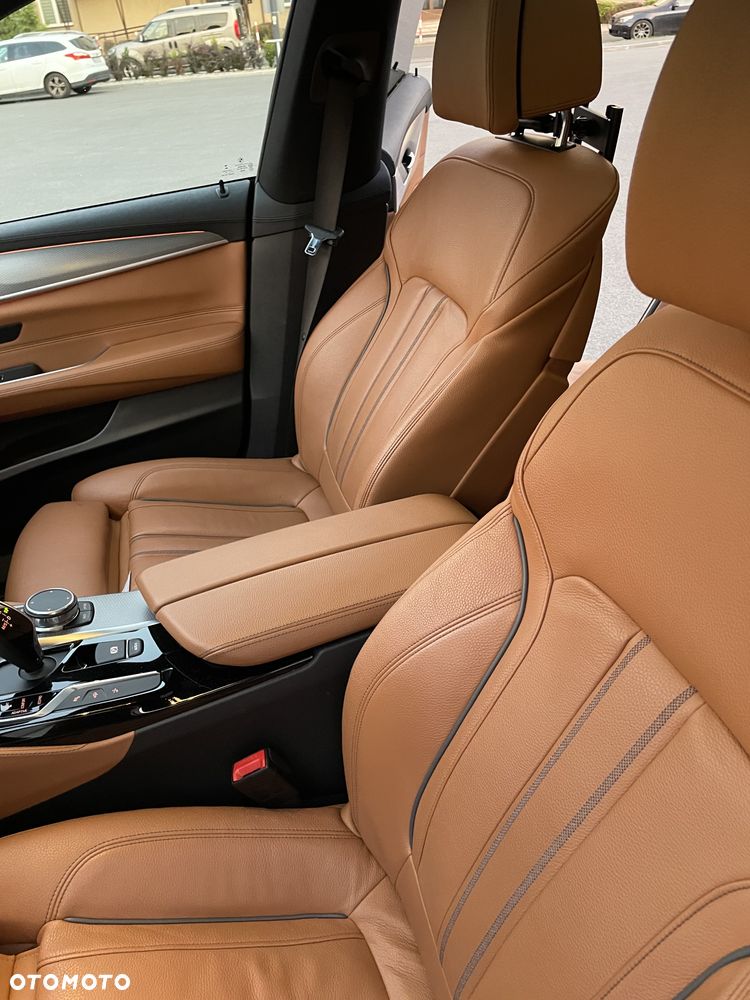 BMW 6GT 640i xDrive Sport - 12