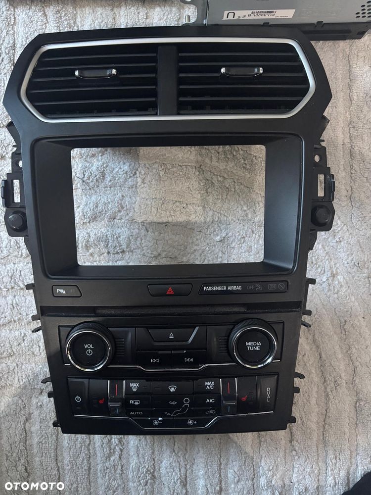 Ford Explorer radioodtwarzacz ramka radia - 4