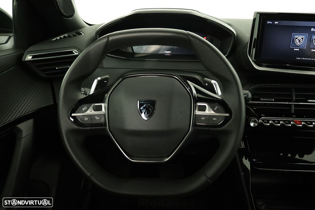 Peugeot 2008 1.2 PureTech Allure EAT8 - 15