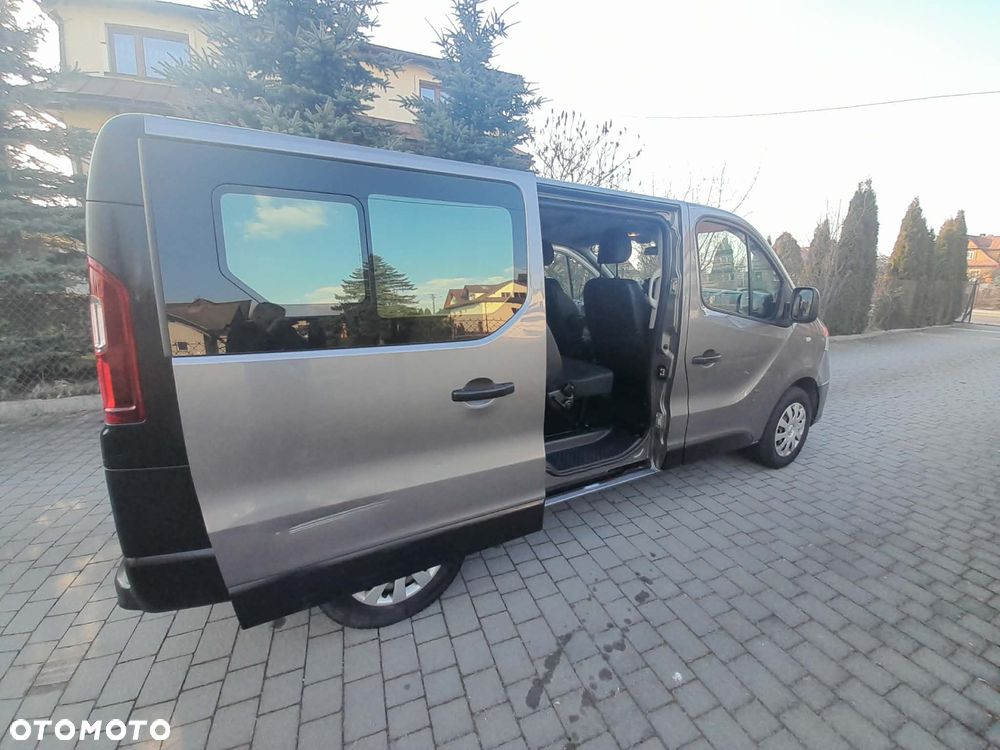 Renault Trafic - 12