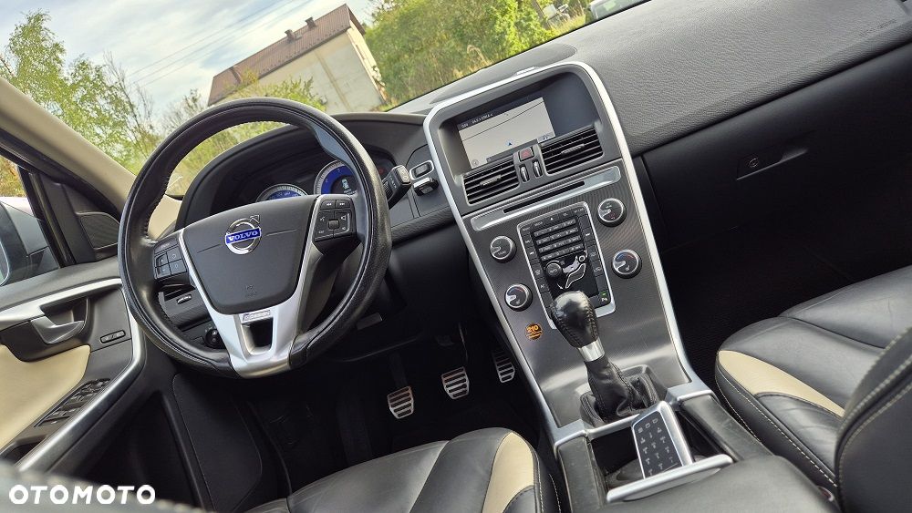 Volvo XC 60 D4 RDesign - 5