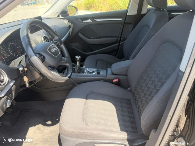 Audi A3 Sportback 1.6 TDI Attraction - 6
