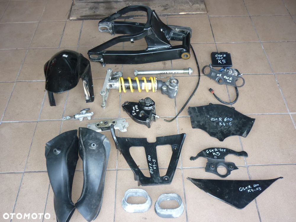 Amortyzator wahacz wypełnienie wysprzęglik Suzuki GSX R 600 K5