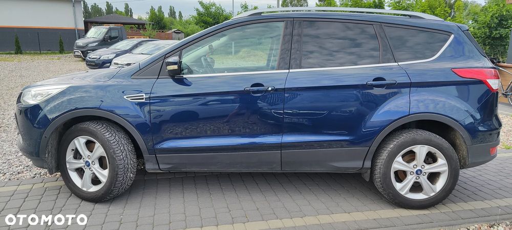 Ford Kuga - 10