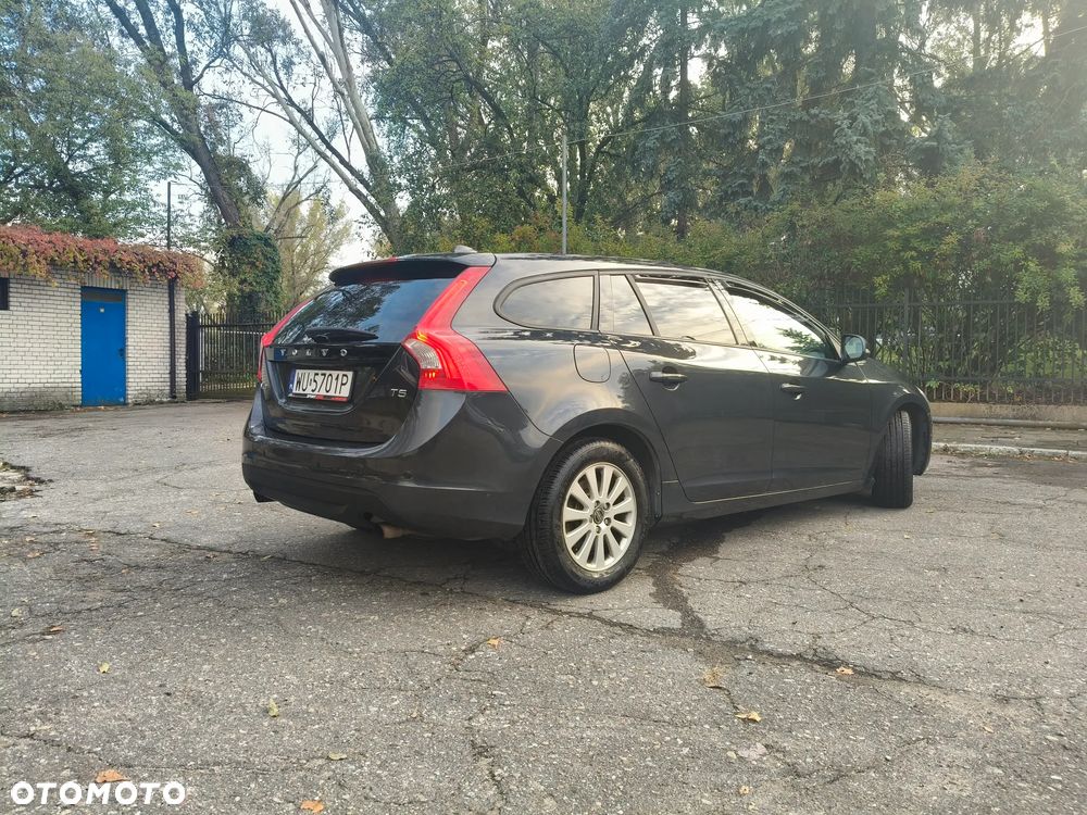 Volvo V60 T5 Kinetic - 6