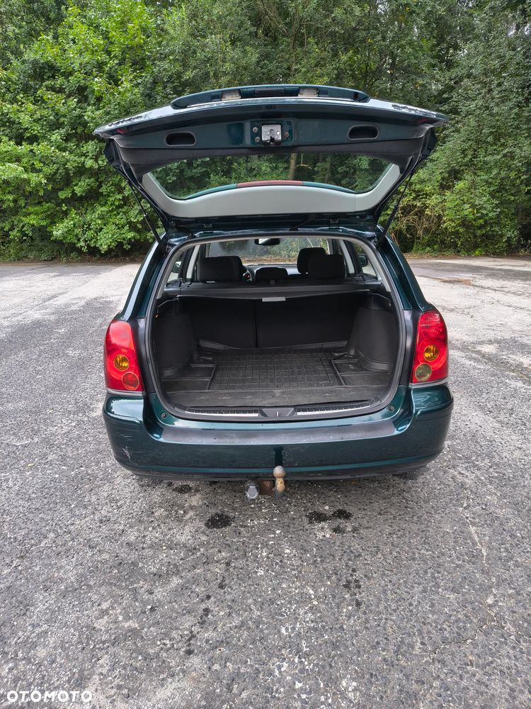 Toyota Avensis 1.8 VVT-i Sol - 6
