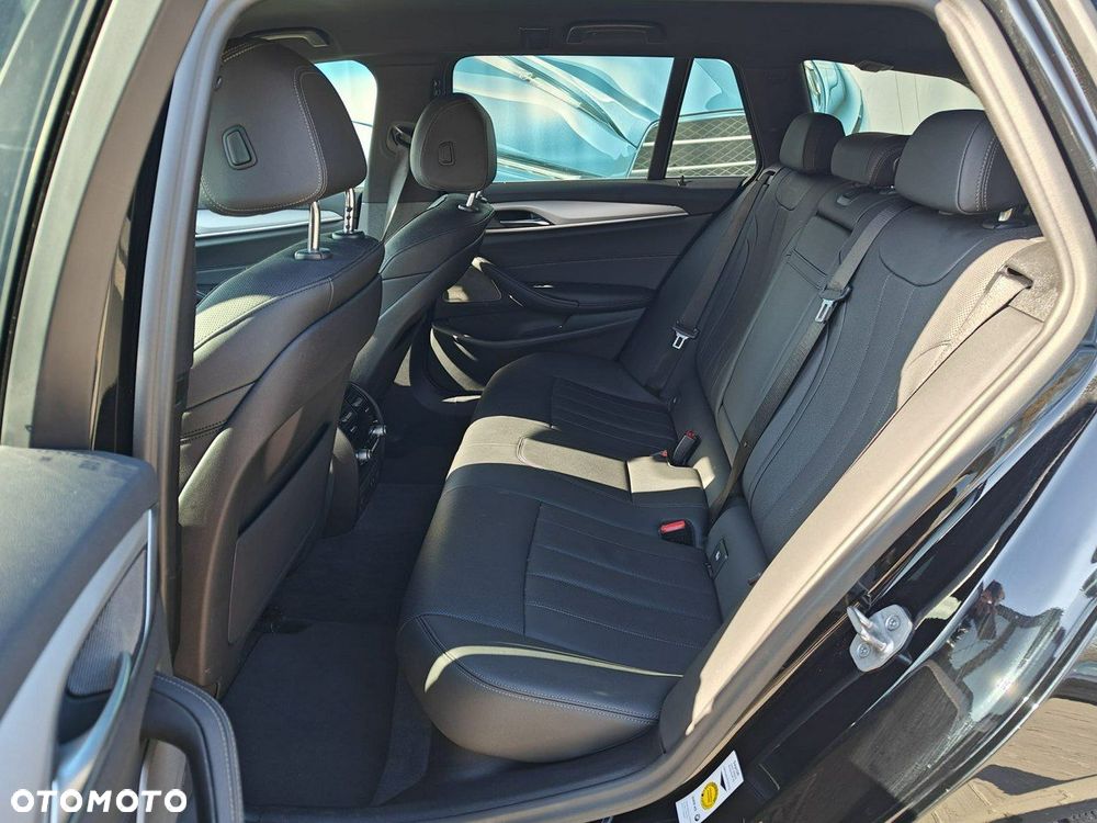 BMW Seria 5 - 17