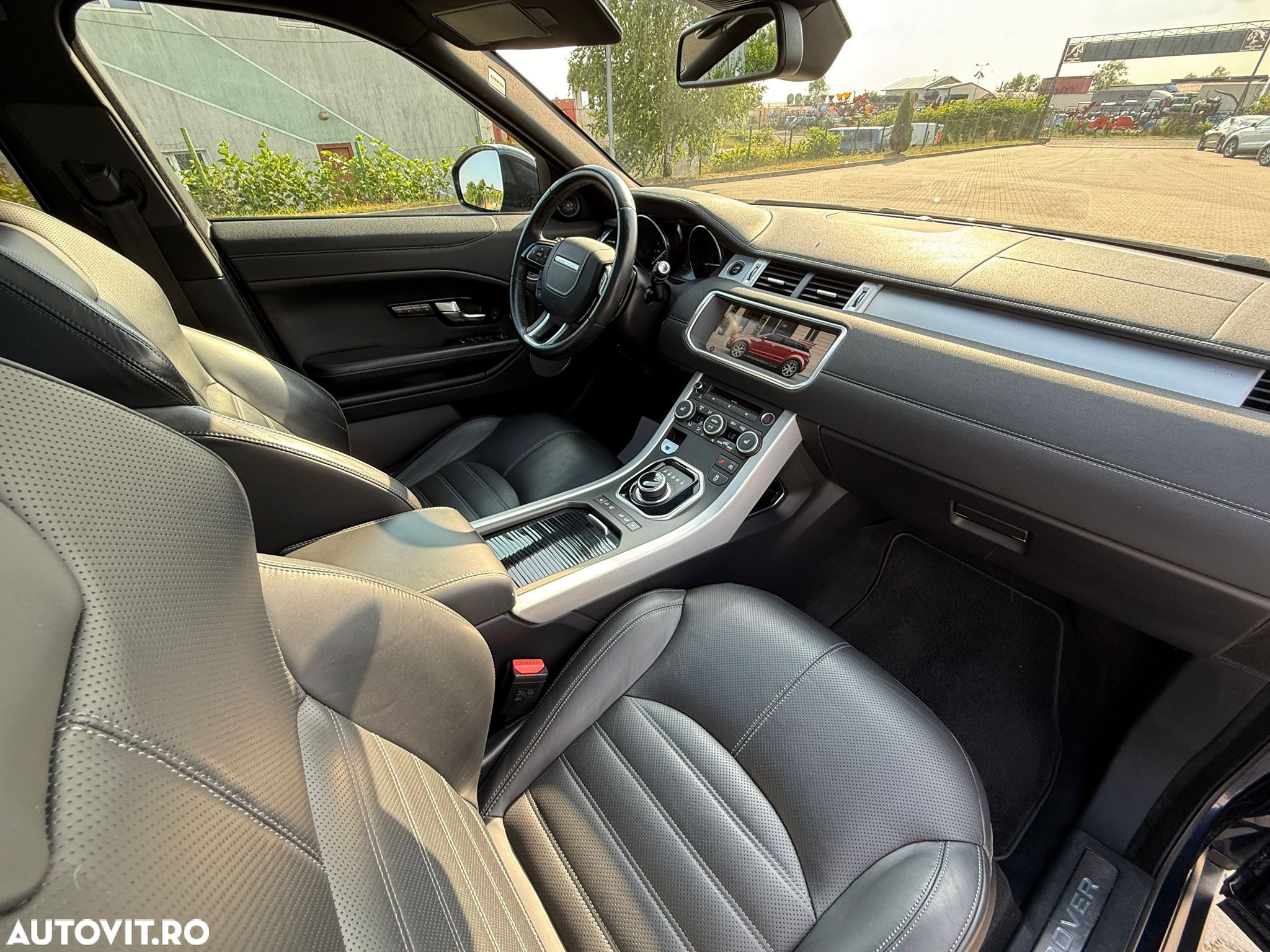 Land Rover Range Rover Evoque - 6