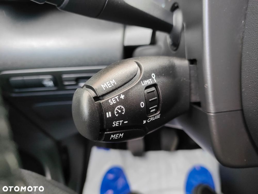 Citroën C3 Aircross BlueHDI 100 Stop & Start Shine - 24