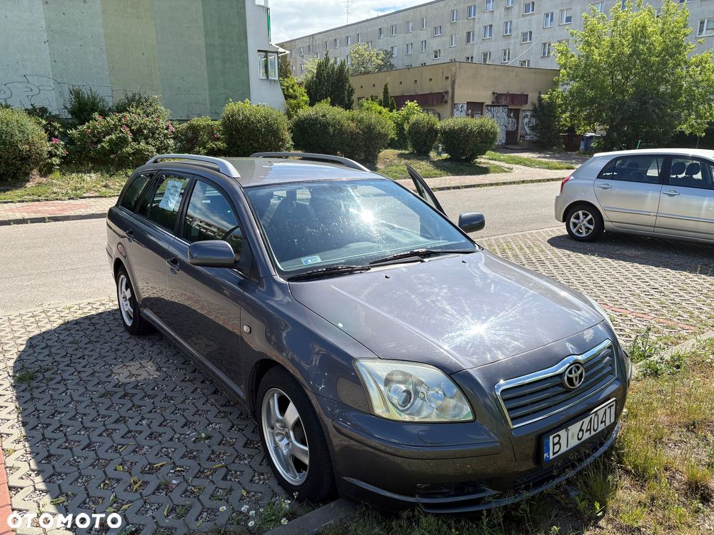 Toyota Avensis 2.0 VVT-i Sol - 5