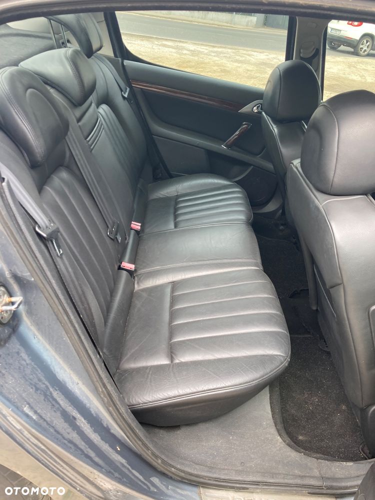 Peugeot 407 - 8