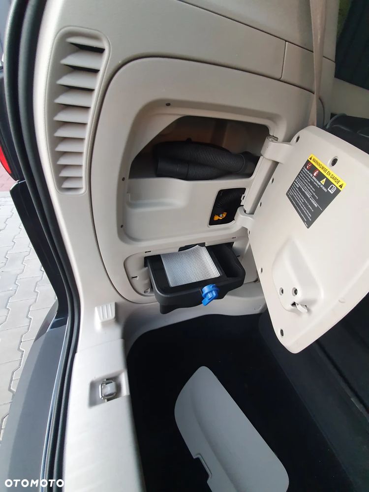 Chrysler Pacifica - 15