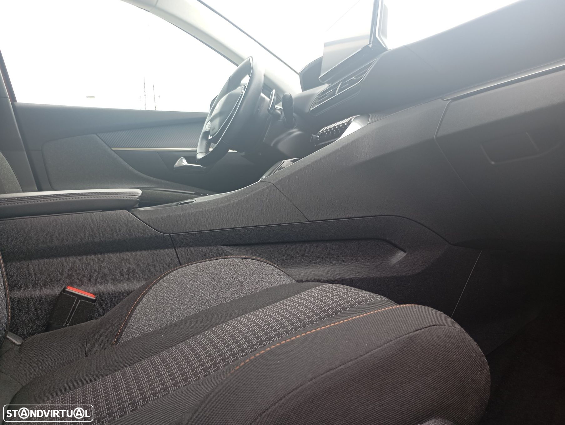 Peugeot 5008 1.5 BlueHDi Active Pack EAT8 - 12