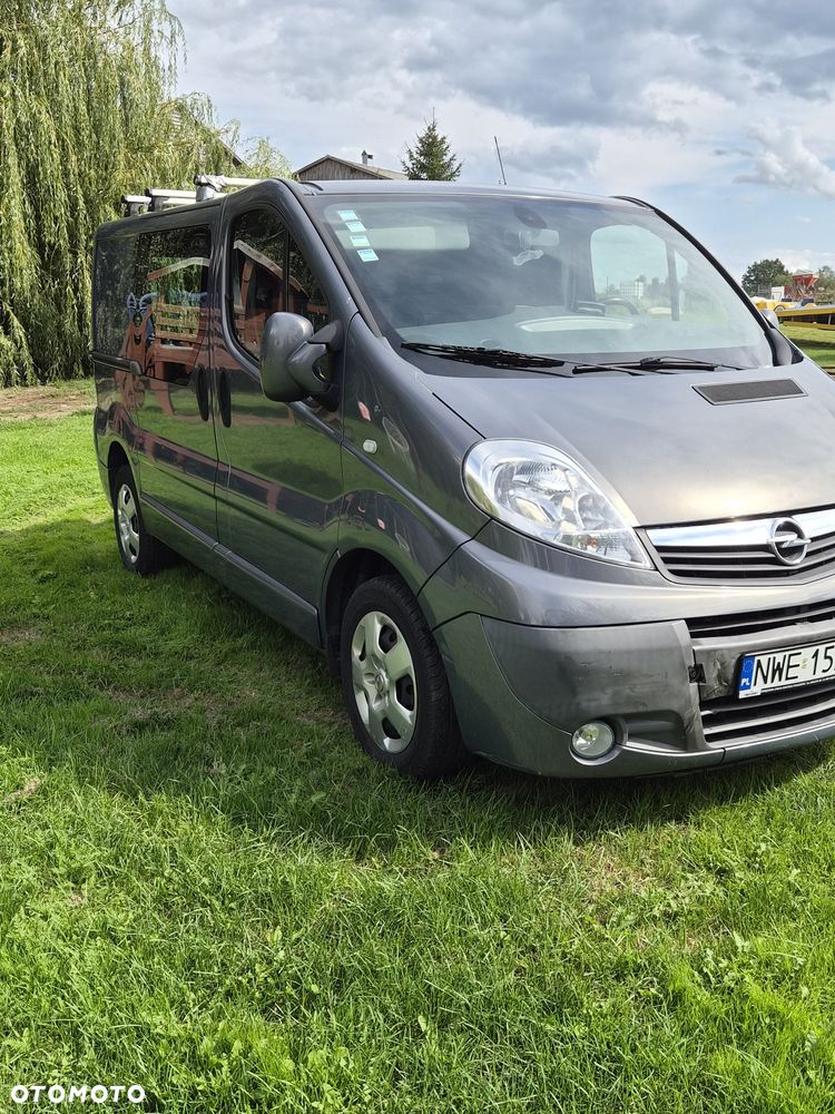 Opel Vivaro - 2