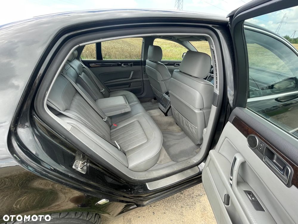 Volkswagen Phaeton 4.2 V8 4Mot (5 os.) - 20