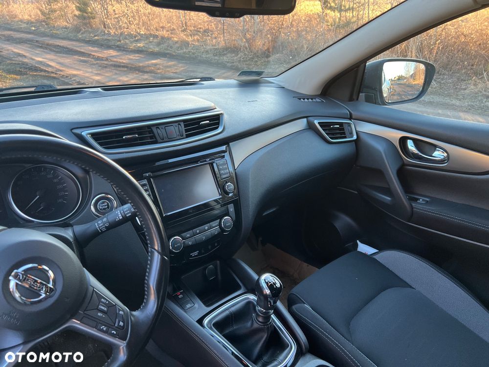 Nissan Qashqai 1.2 DIG-T N-Connecta - 2